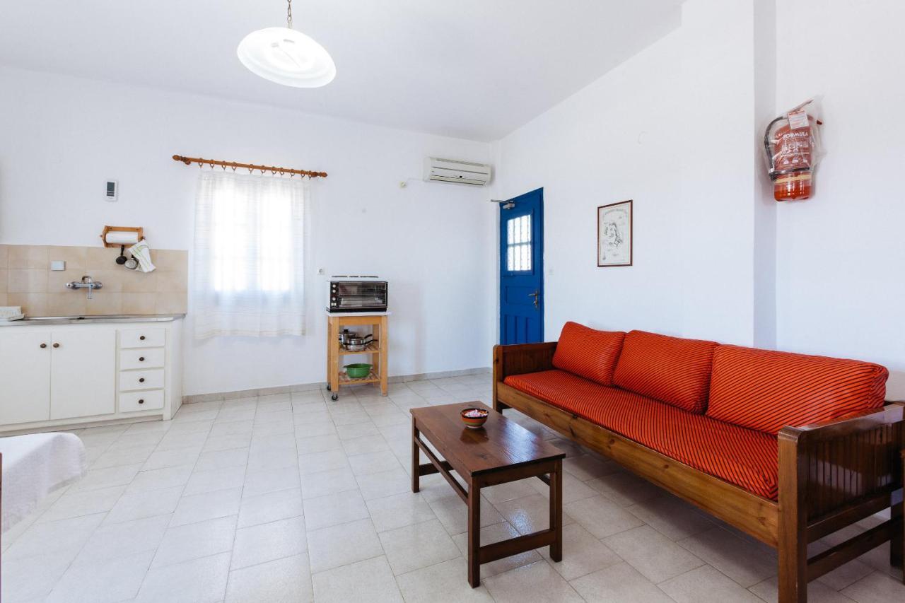 Thalassitis Coastal Apartments Perivolos  Exterior photo