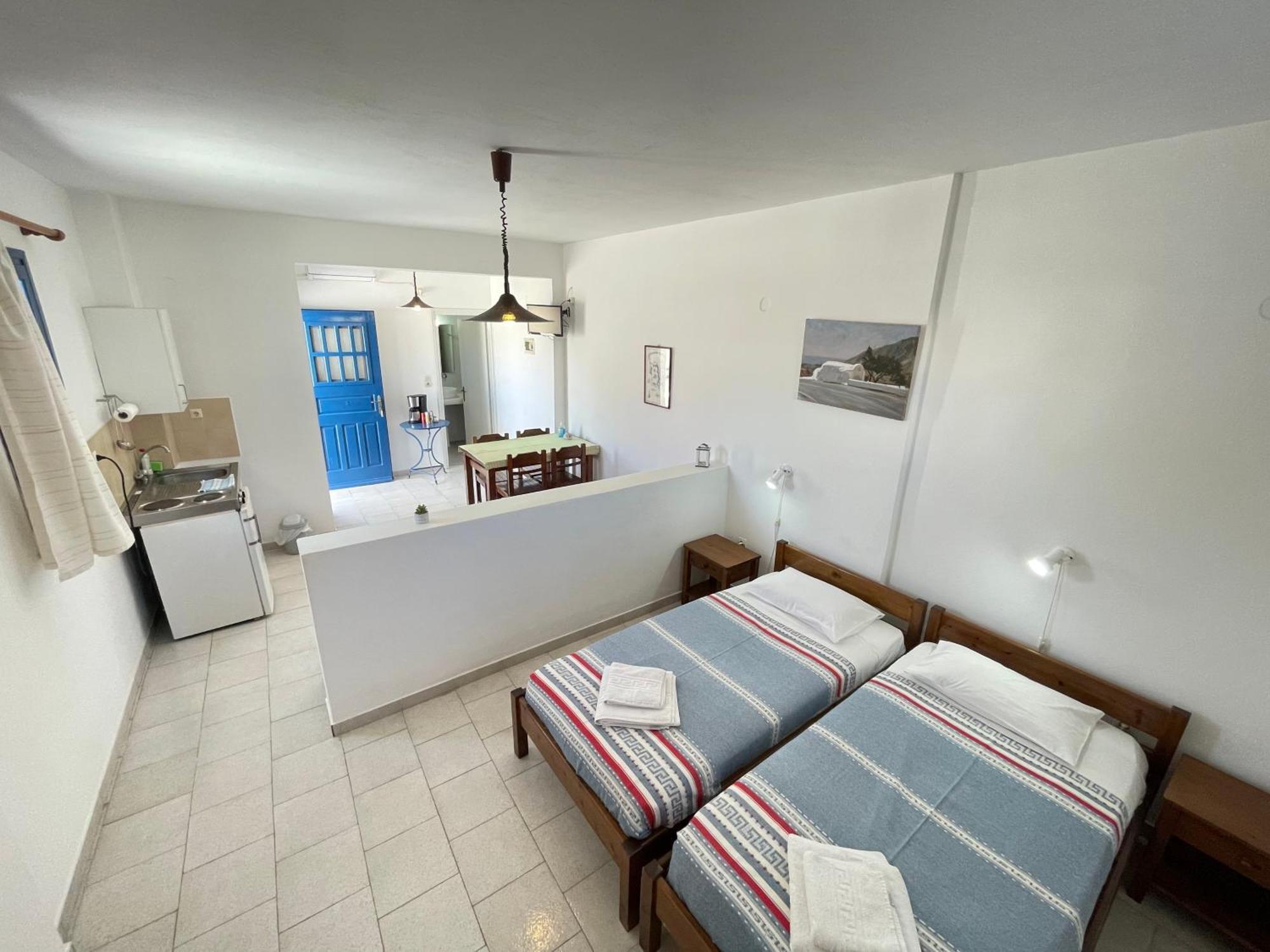 Thalassitis Coastal Apartments Perivolos  Exterior photo